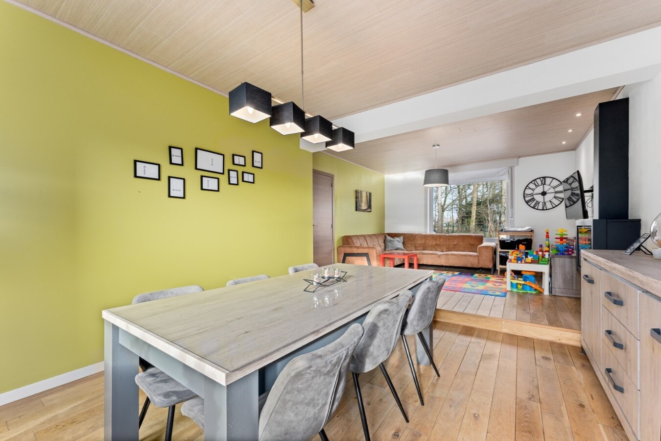 Woning met 4 slaapkamers en garage te Koekelare 