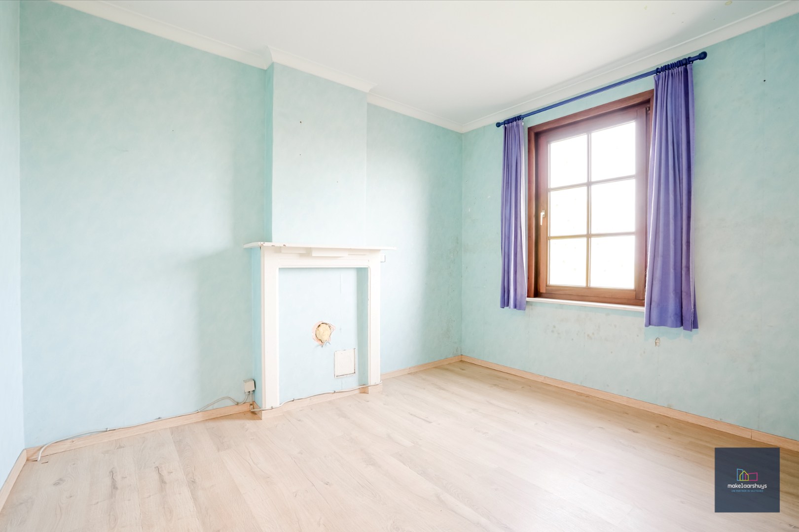 Ruime  halfopen bebouwing  met  zonnige tuin, terras en garage in Waarschoot 