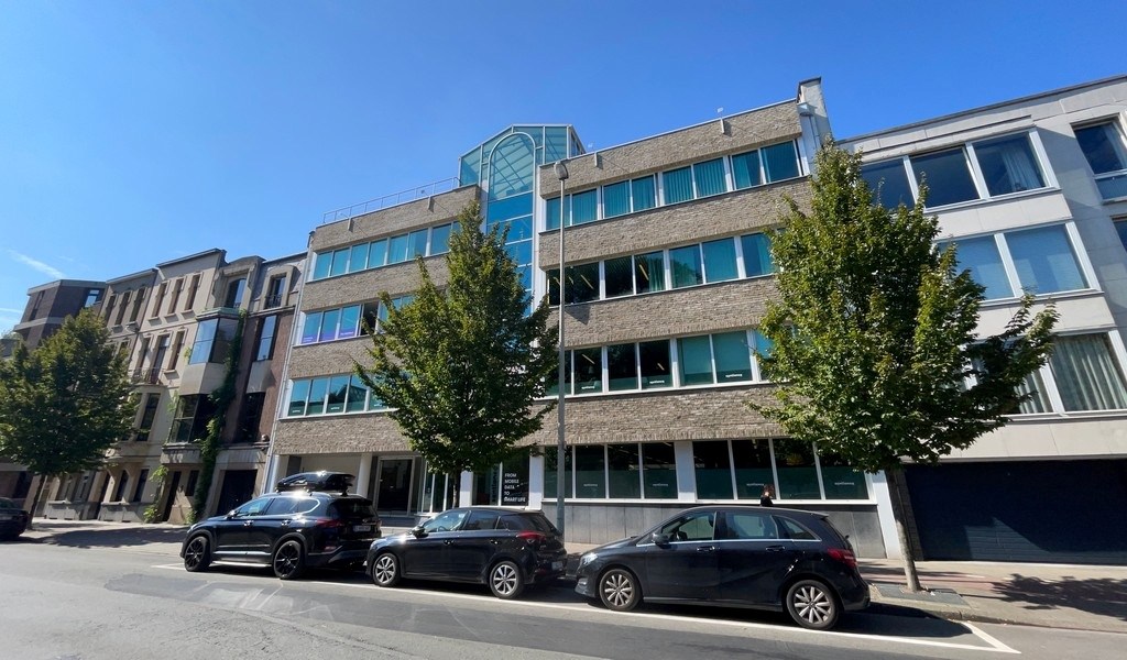 Instapklare kantoren te huur nabij Singel in Antwerpen