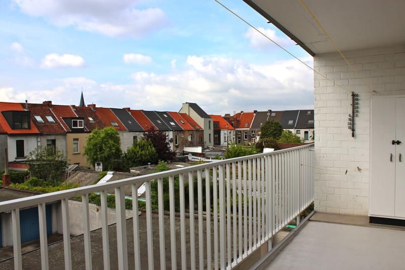 TOPPER IN ZIJN PRIJSKLASSE! Ruim app, uitstekend gelegen! 