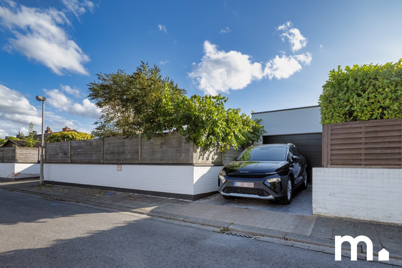 Rustig gelegen bungalow met garage te koop in Heule ! 