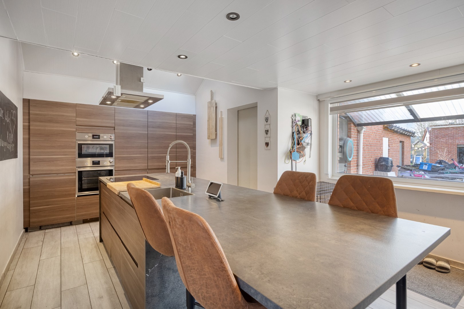 Rustig gelegen, energiezuinige gezinswoning met 4 slpk. in Mol-Sluis 