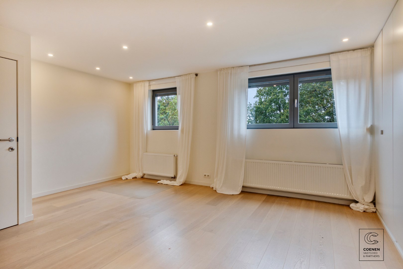 Gerenoveerde HOB te huur met 3 à 4 slaapkamer op een TOPlocatie te Schilde! 