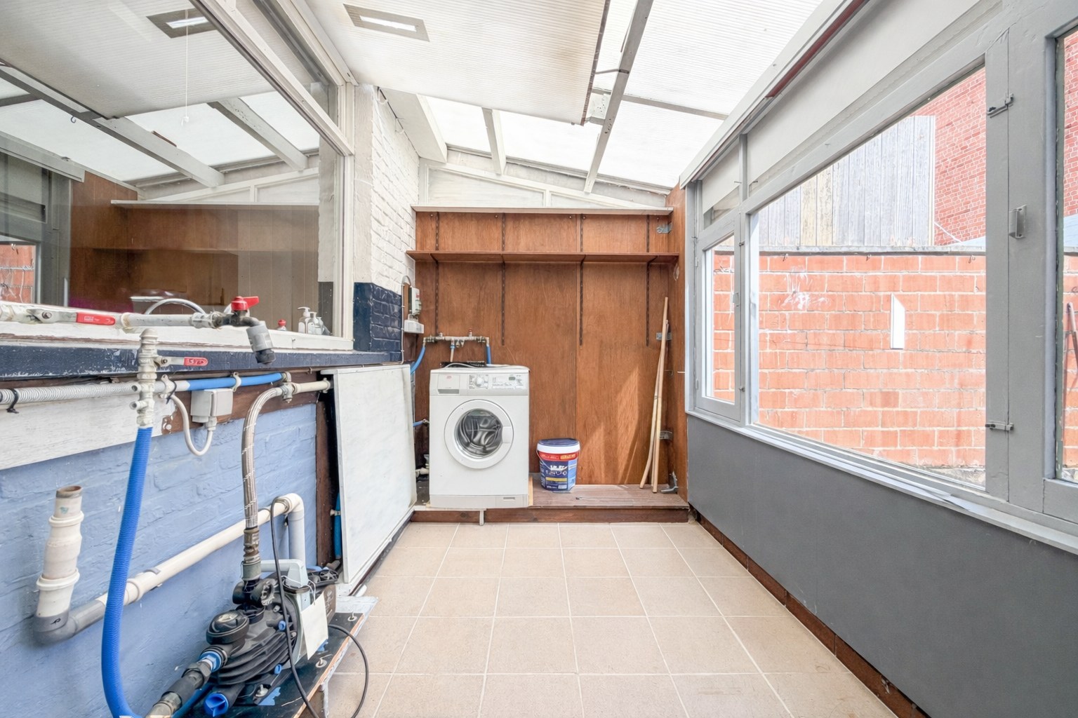 Ruime tussenwoning (211 m²) met zonnige koer, 3 slpk, Torhout 