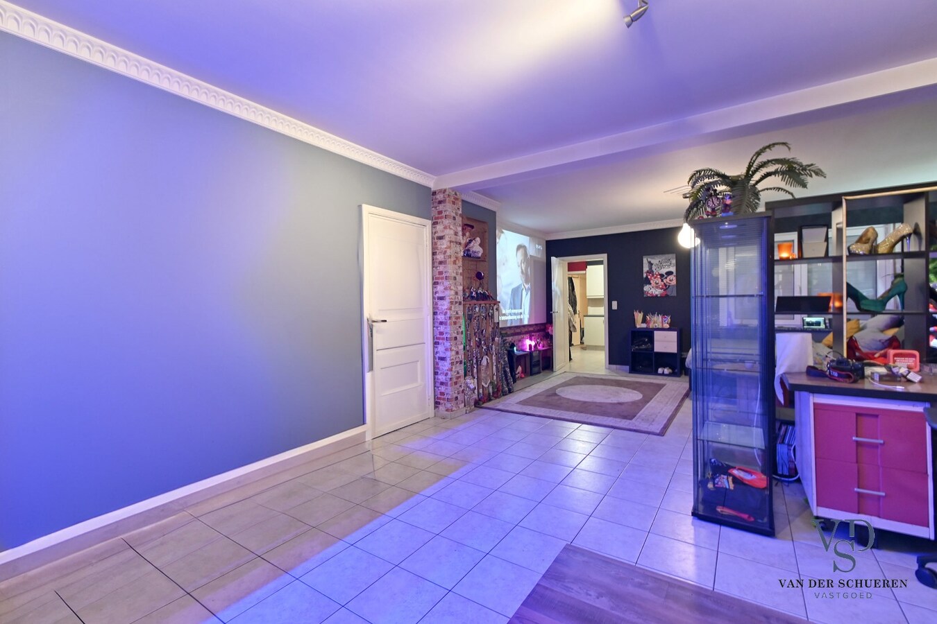 Goed gelegen  half open in Asper 