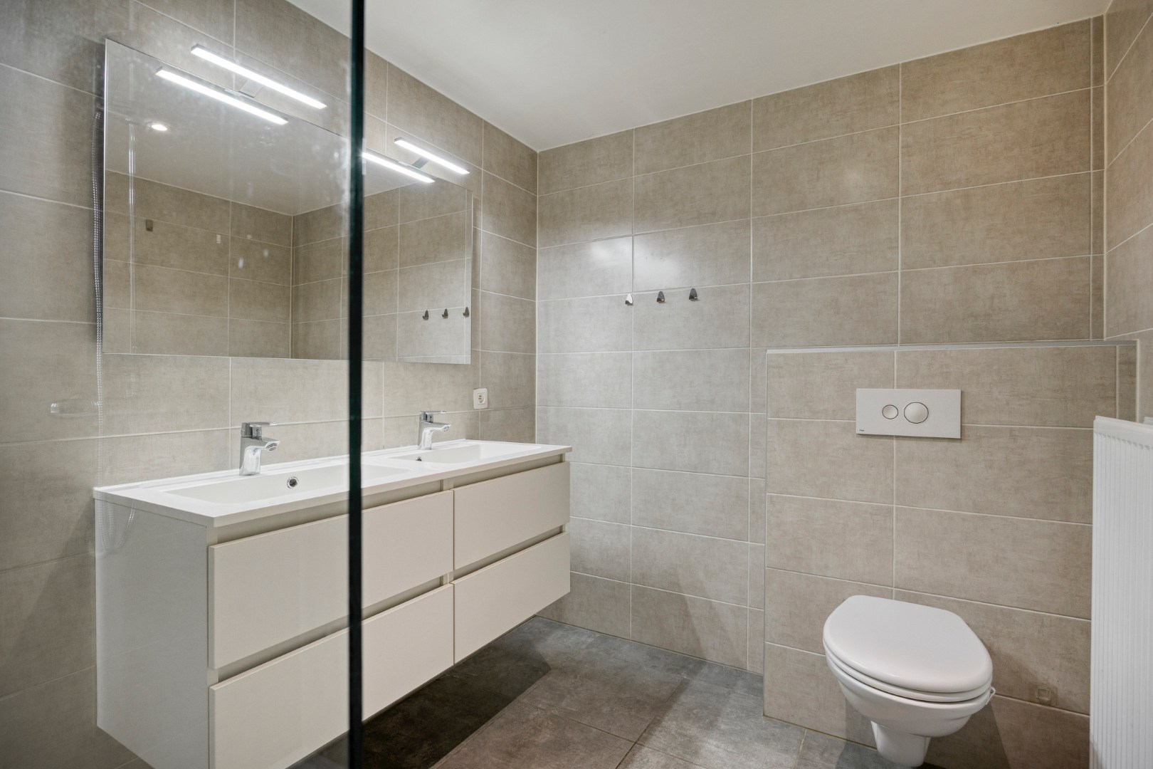 Energiezuinig appartement met 3 slpk., kelderberging en ondergrondse staanplaats in centrum Leopoldsburg 