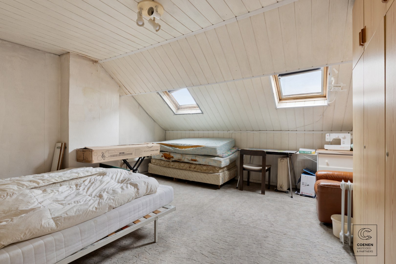 Te renoveren herenwoning met een bewoonbare oppervlakte van 248m² op een TOPlocatie in hartje Zurenborg! 