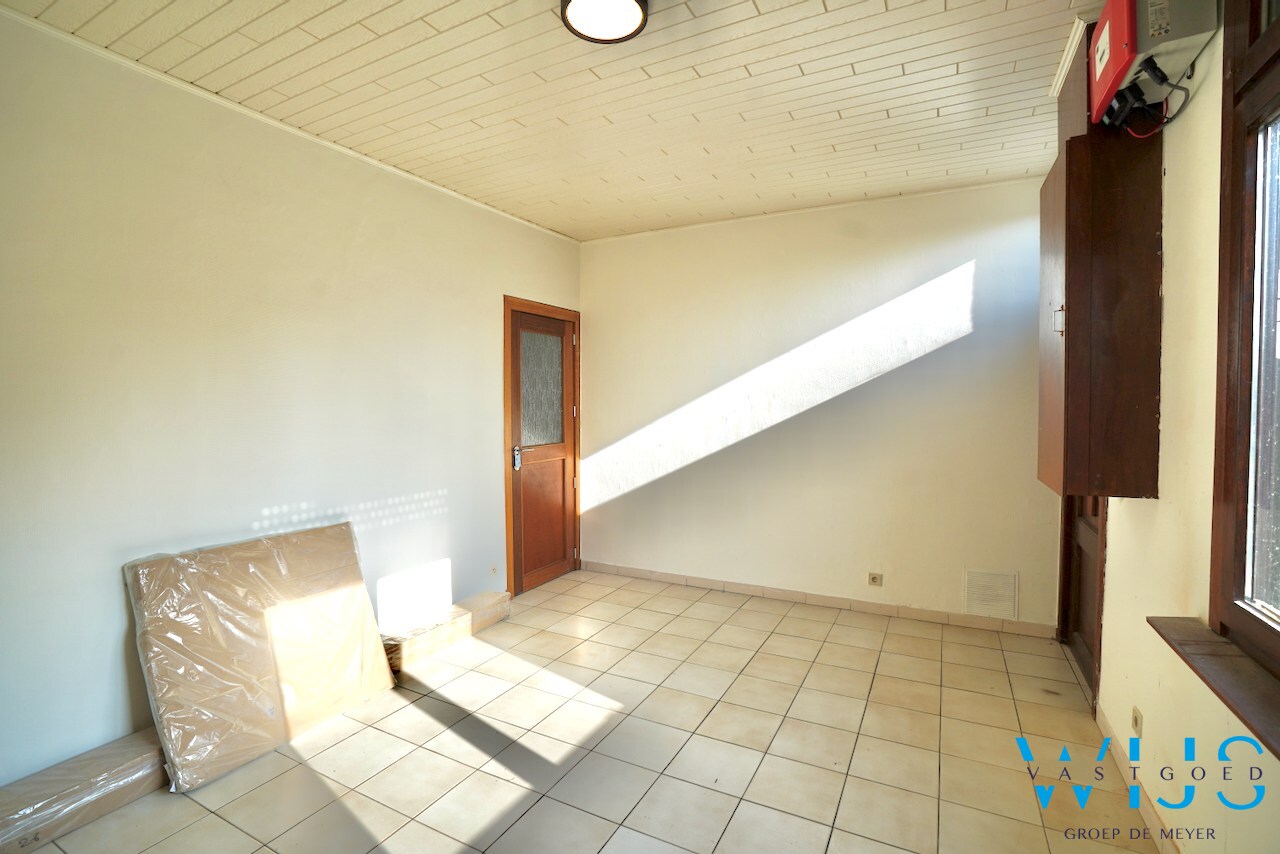 Woonhuis met 2 slaapkamers te Bassevelde ! 