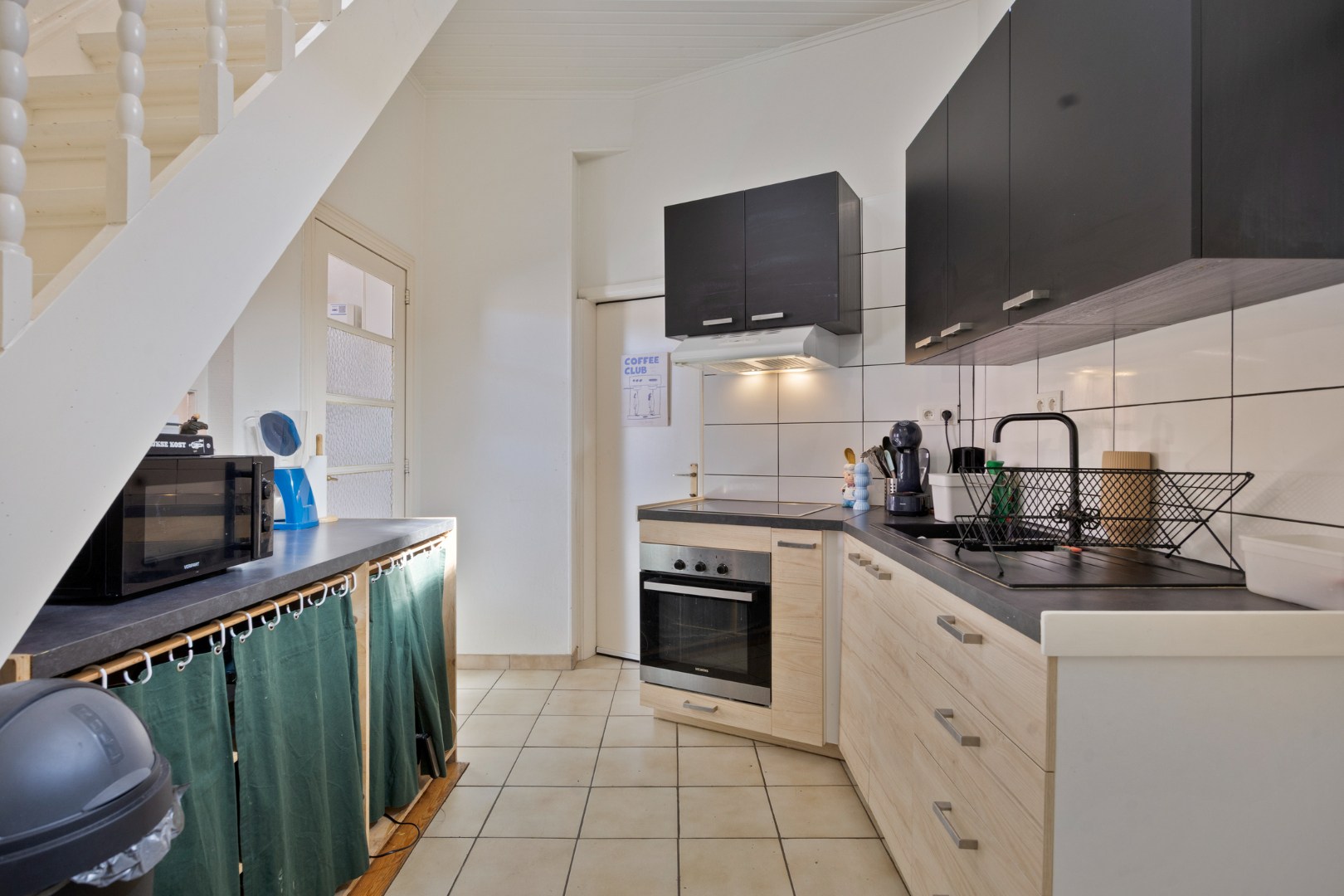 Gezellige rijwoning centraal gelegen bij UZ Leuven en het centrum met zeer ruime garage! - bewoonbare opp. 73 m² 