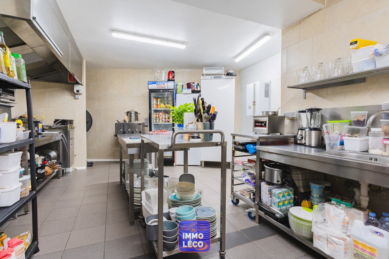 Tea-Room "Fraise &amp; Myrtille" en plein centre-ville, TOP OPPORTUNITE ! 