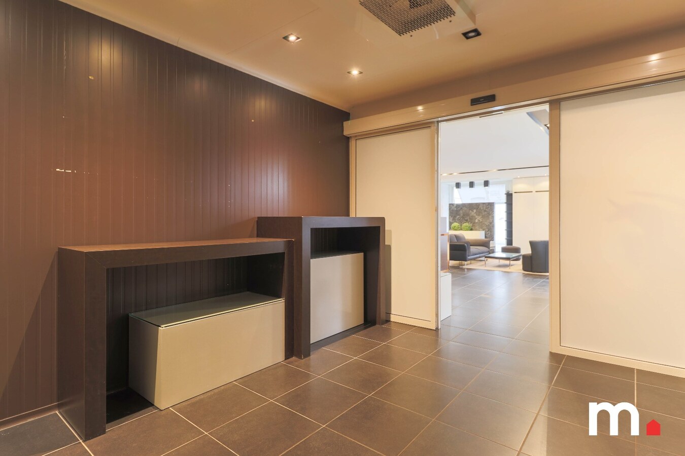 Handelspand met woonst te Heule ! 