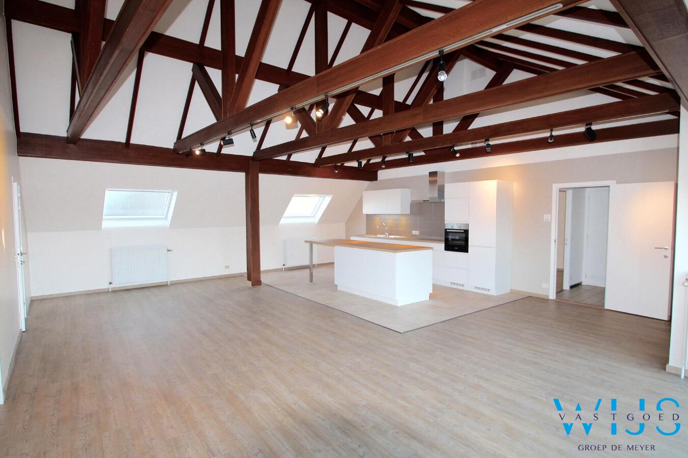 Uniek dakappartement CENTRUM EVERGEM 