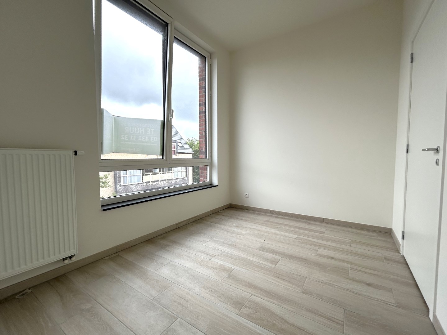 Instapklare assistentiewoning met 2 slaapkamers op TOP-locatie in Geel 