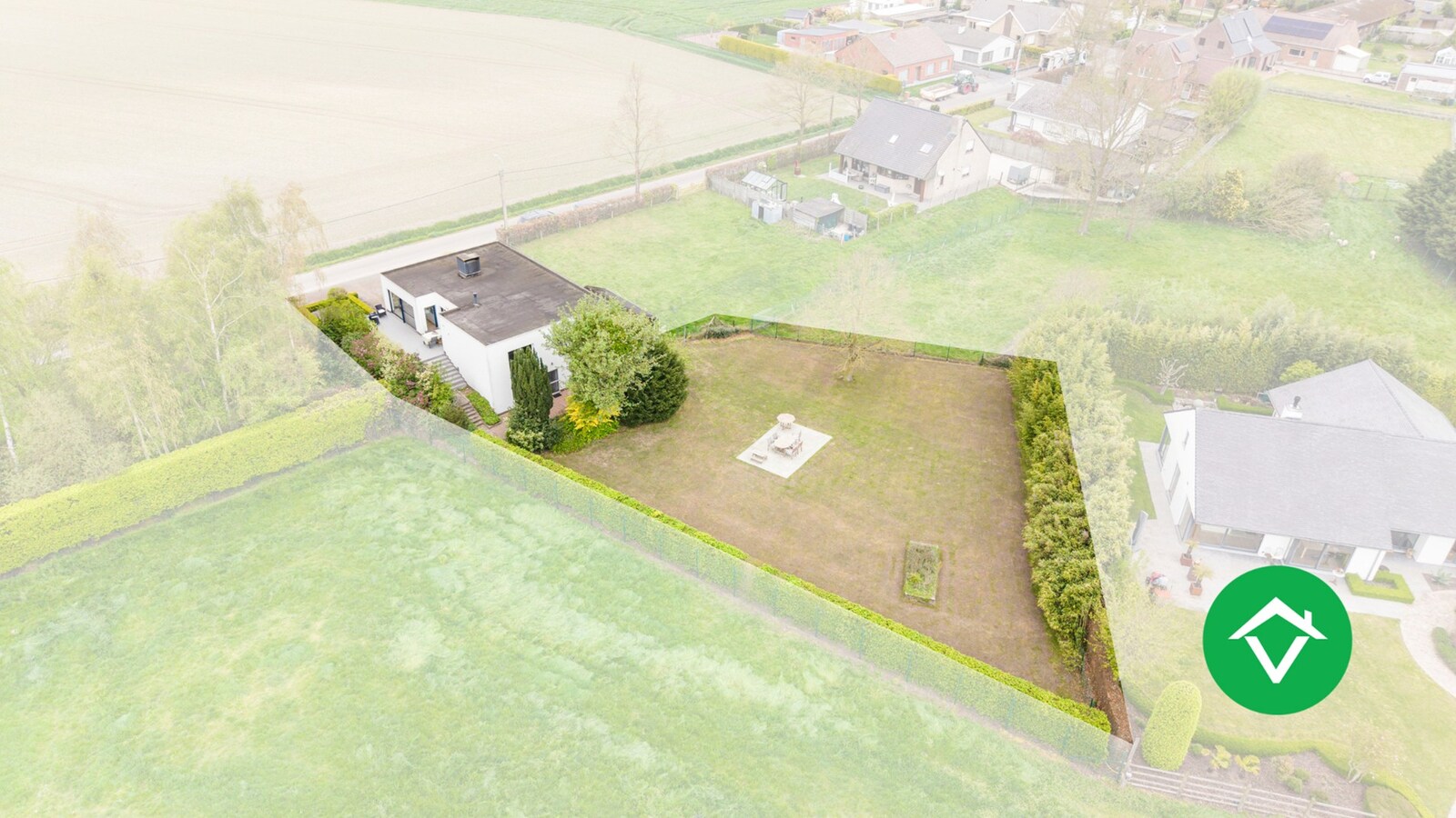 Alleenstaande woning met uitgestrekte vergezichten te Wijnendale 