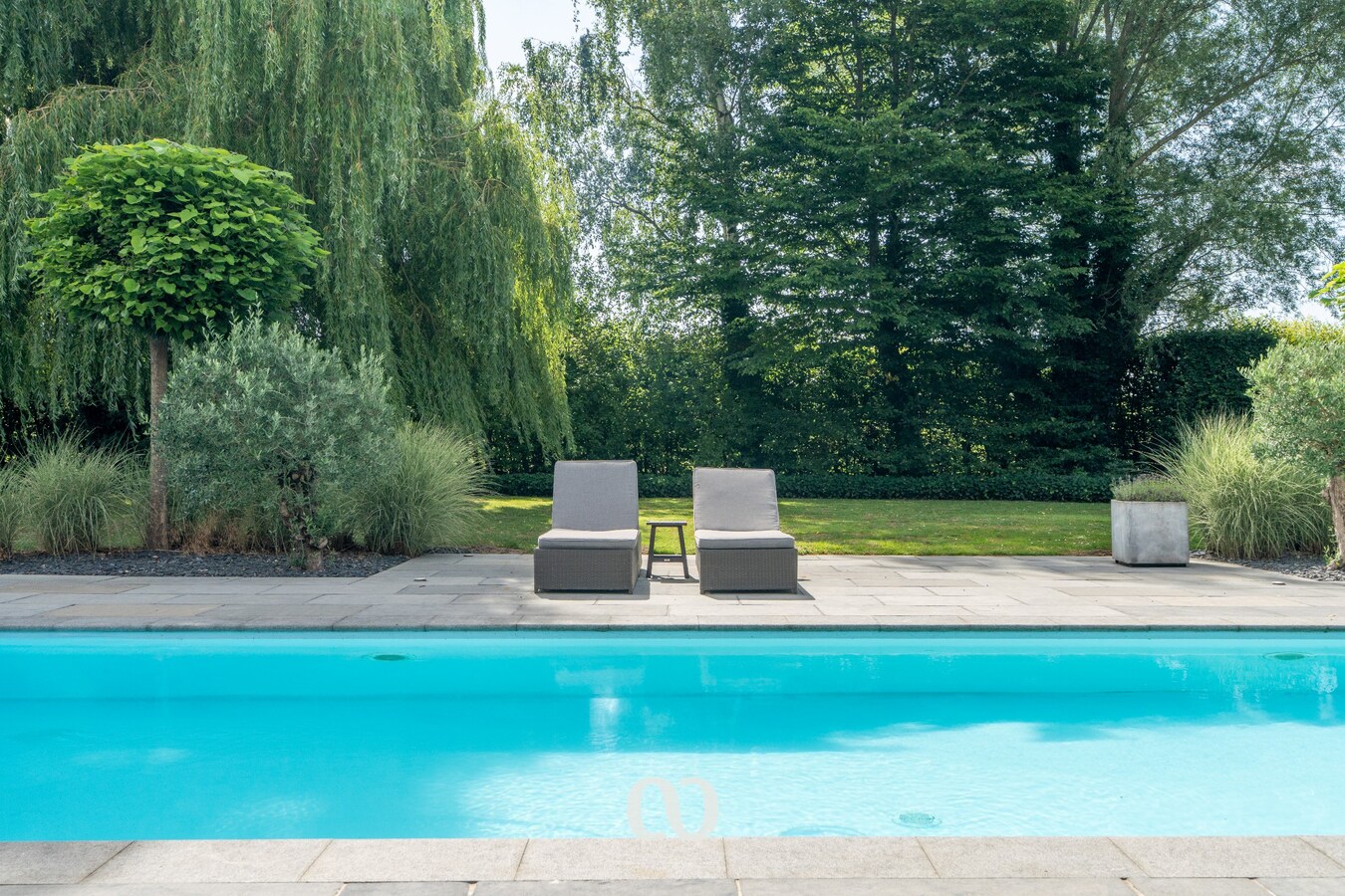 Unieke landelijke hoeve met zwembad en volledige privacy 