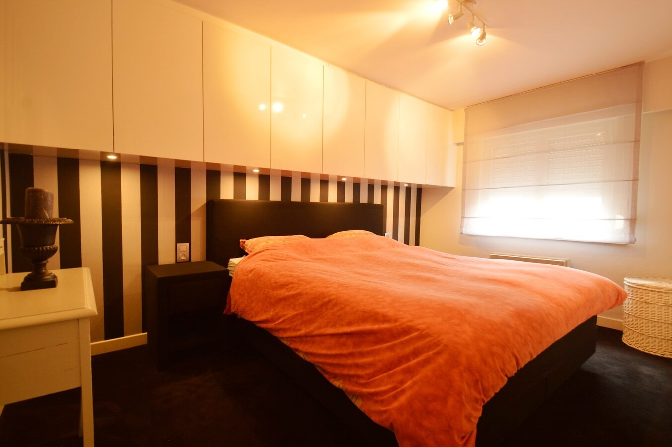 Knappe gezinswoning met dubbele garage - Heist 