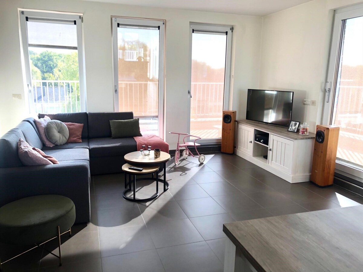 Prachtig dakappartement met panoramisch zicht over Houthulst 