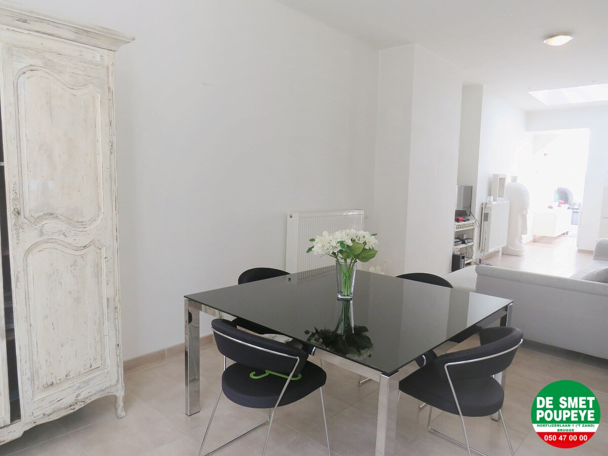 Ruime burgerswoning met zonnige tuin 