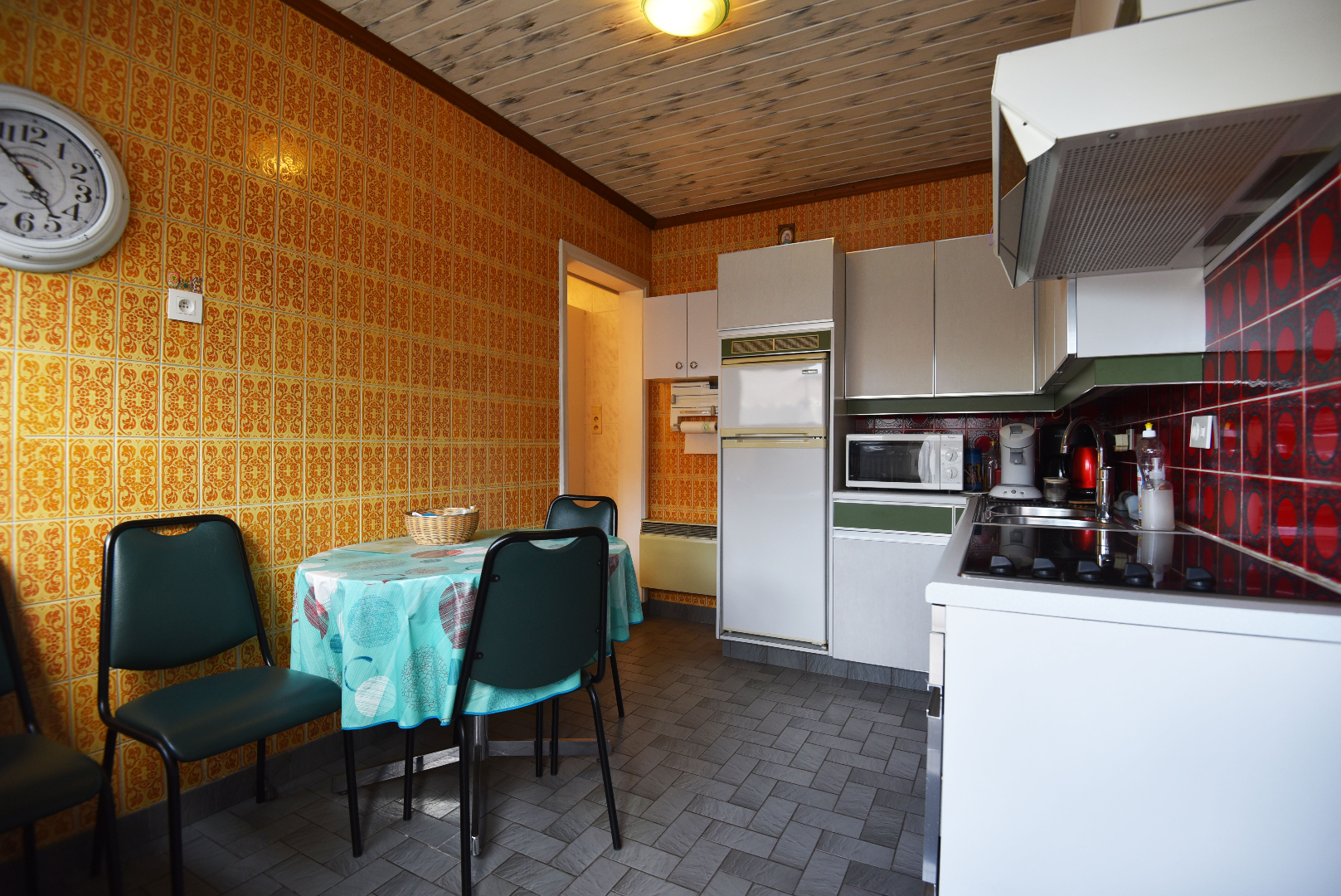 Op te frissen woning met 4 slpks en tuin  te Maldegem Kleit 