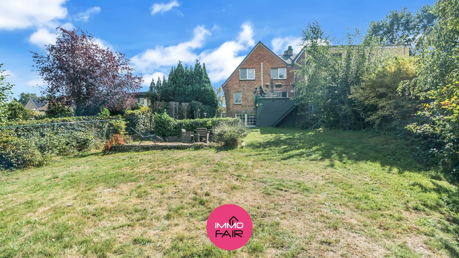 Charmante woning met paardenweide op 2.145 m², grenzend aan natuurgebied 