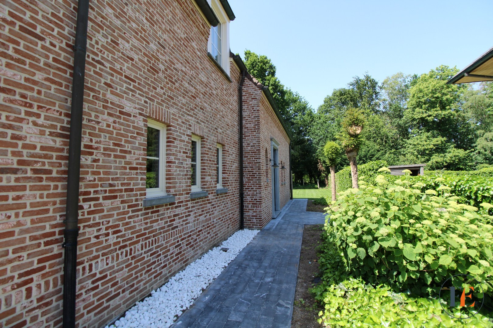 Klassevolle  villa in Mariakerke. 