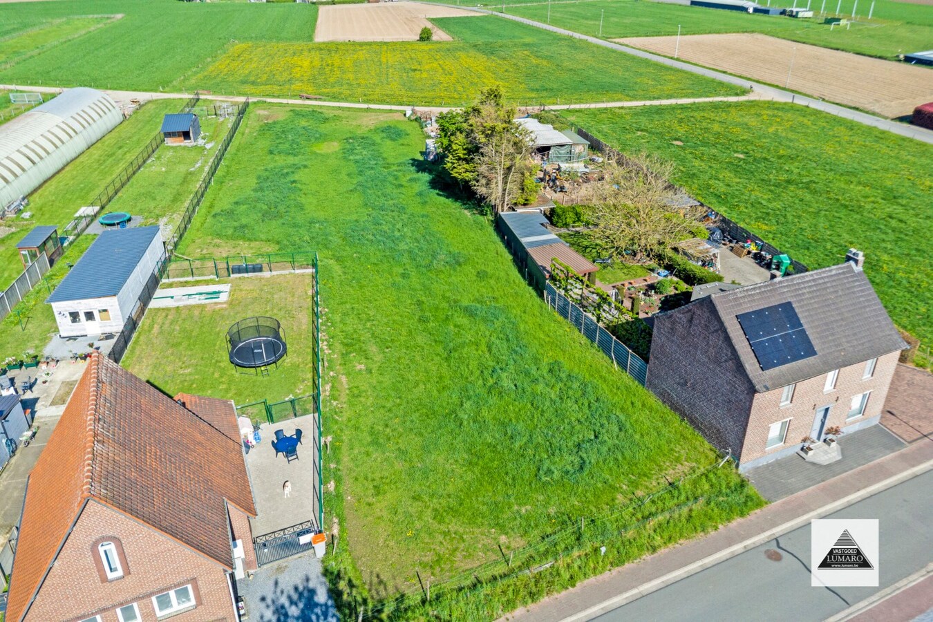 Half open bouwplaats (10a 39ca) met achteringang 