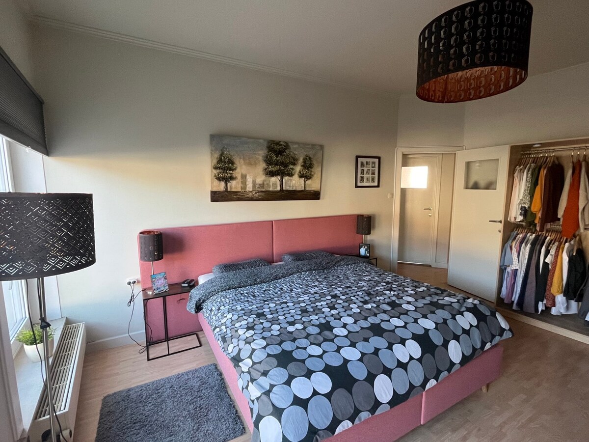 Praktische, ruime rijwoning te centrum Gavere 