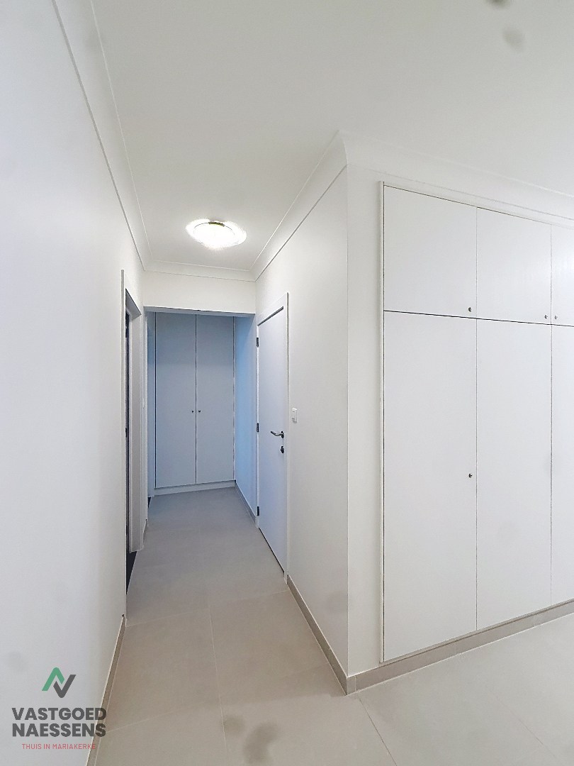 INSTAPKLAAR 2 SLPK APP MET ZIJDELINGS ZICHT OP ZEE 