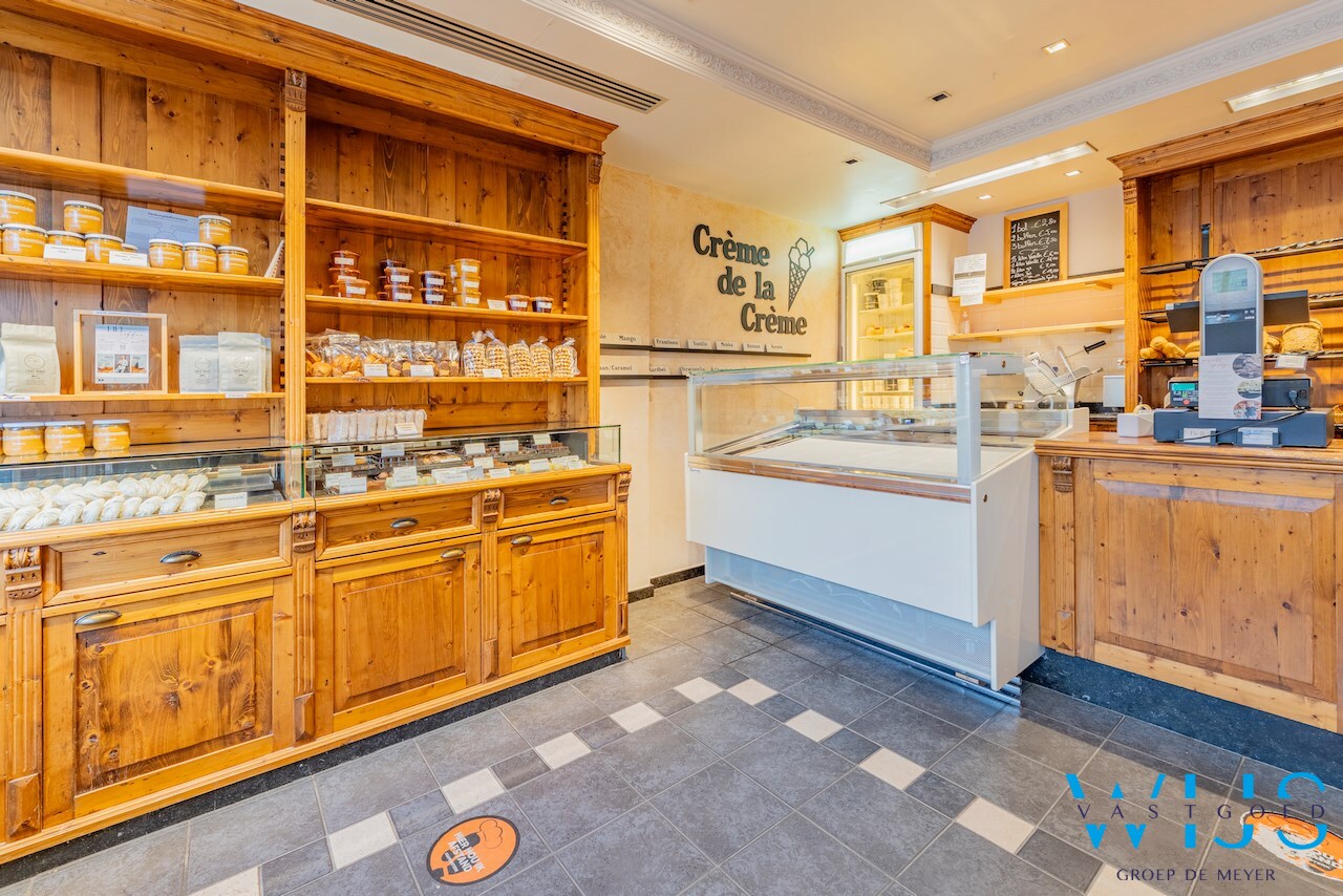 Goed draaiende bakkerij/handelspand te Ertvelde ! 