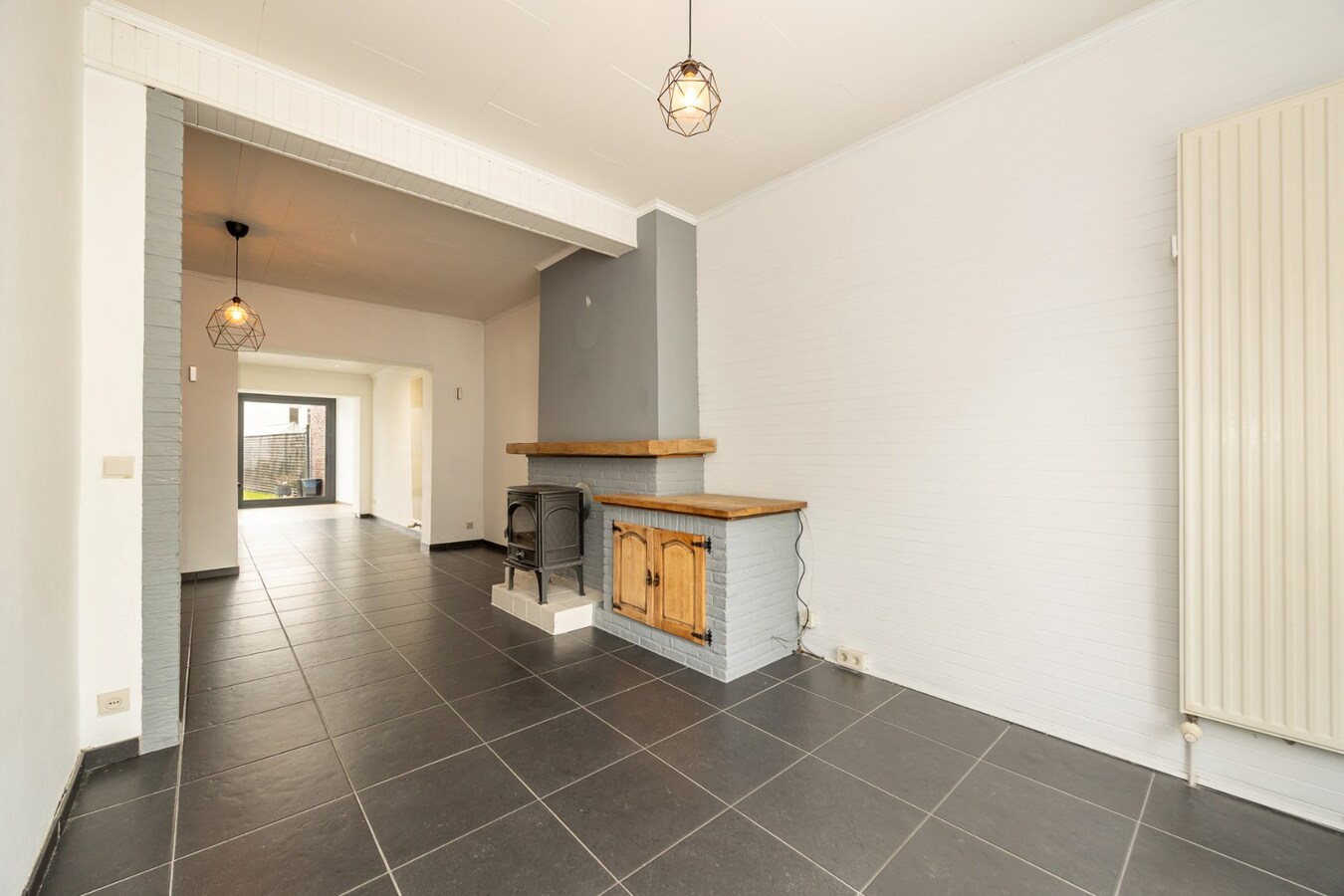 Instapklare HOB met 4 slpk en tuin te Willebroek! 