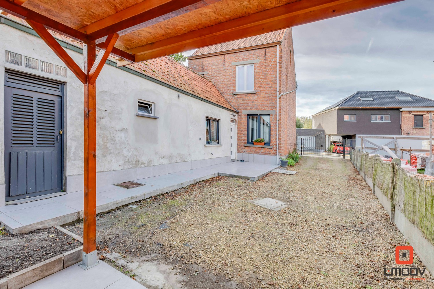 Instapklare woning in rustige straat. 