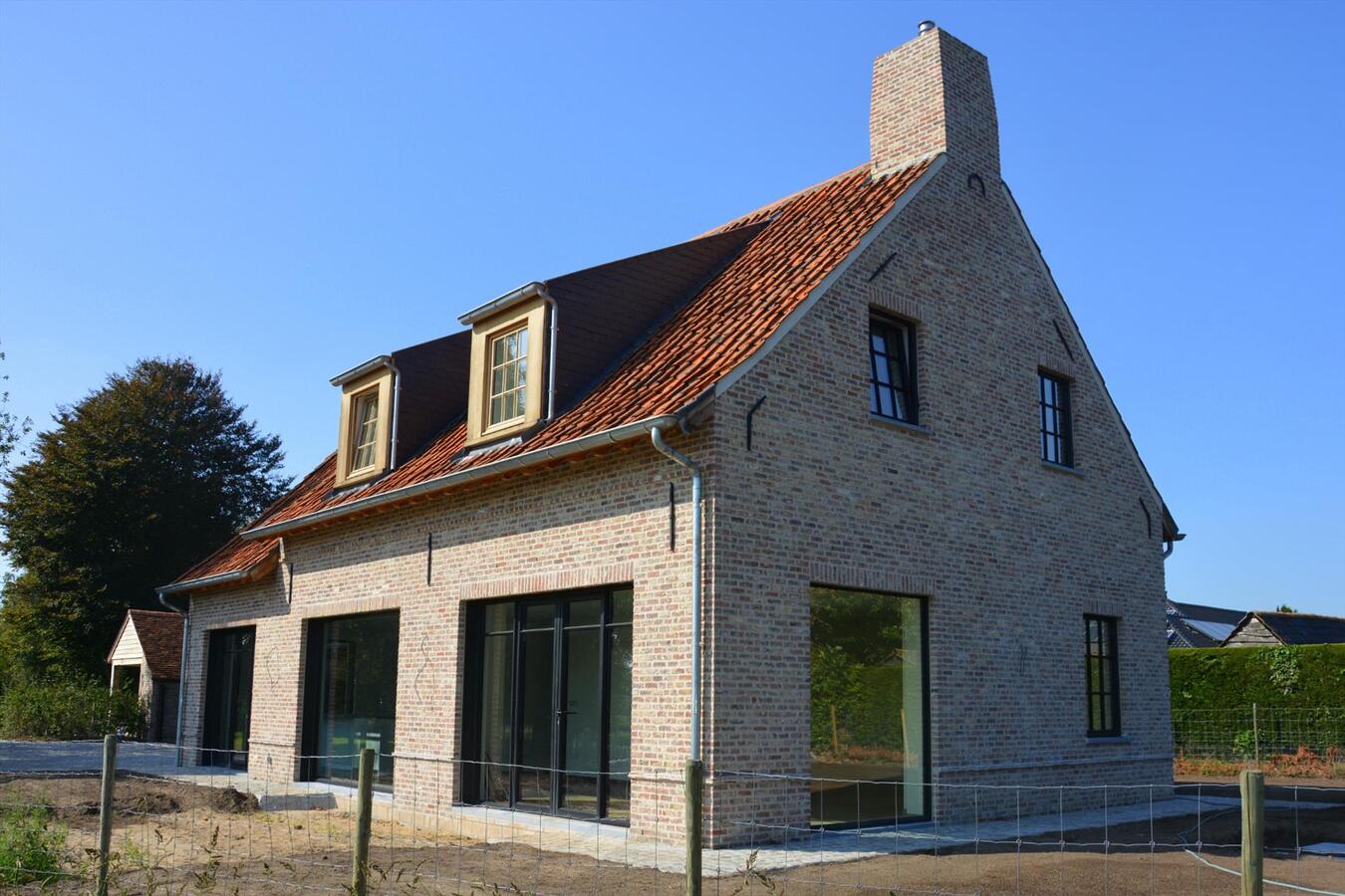 Prachtige nieuwbouw villa met landelijk zicht 