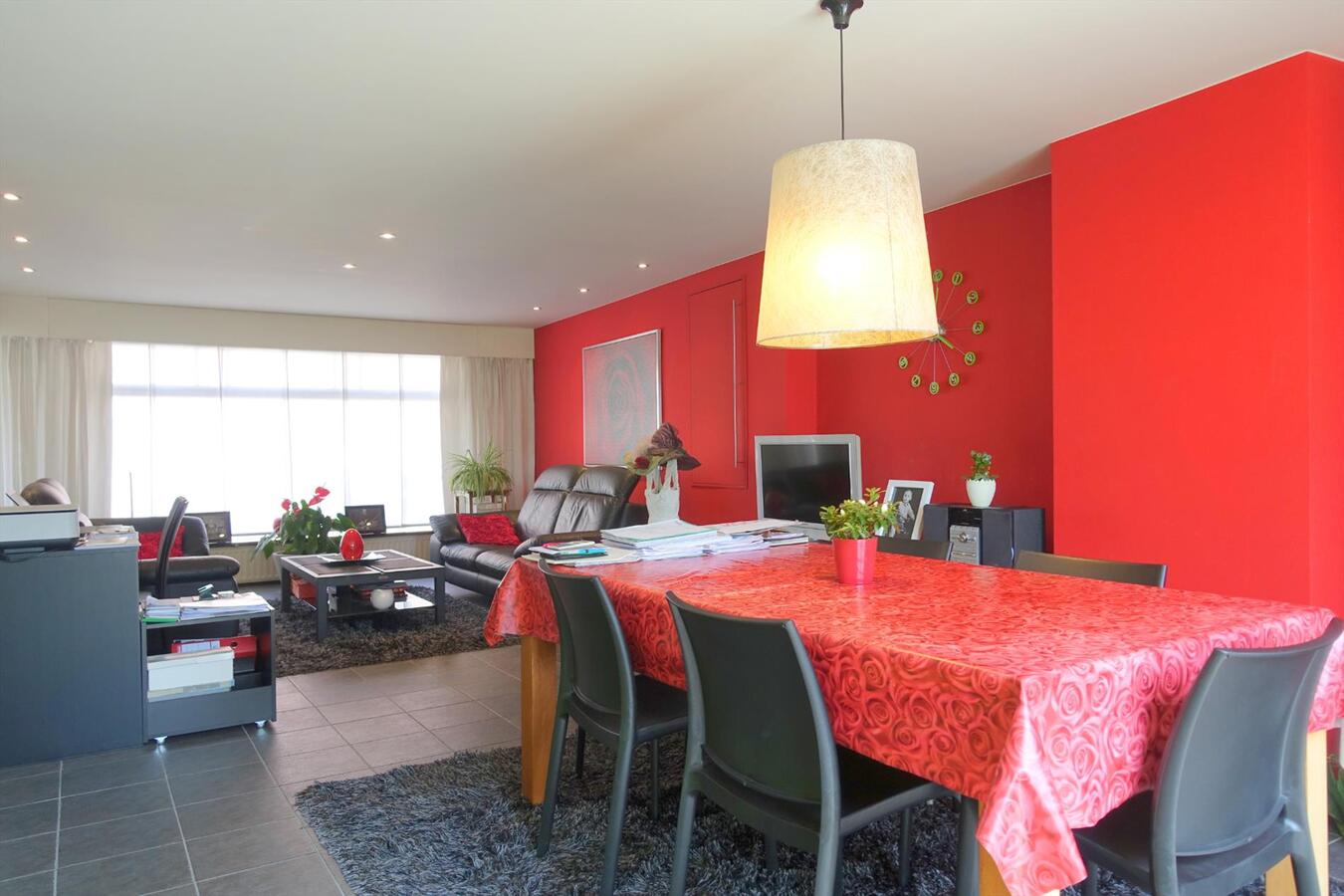 Ruime woning met 4 slaapkamers 