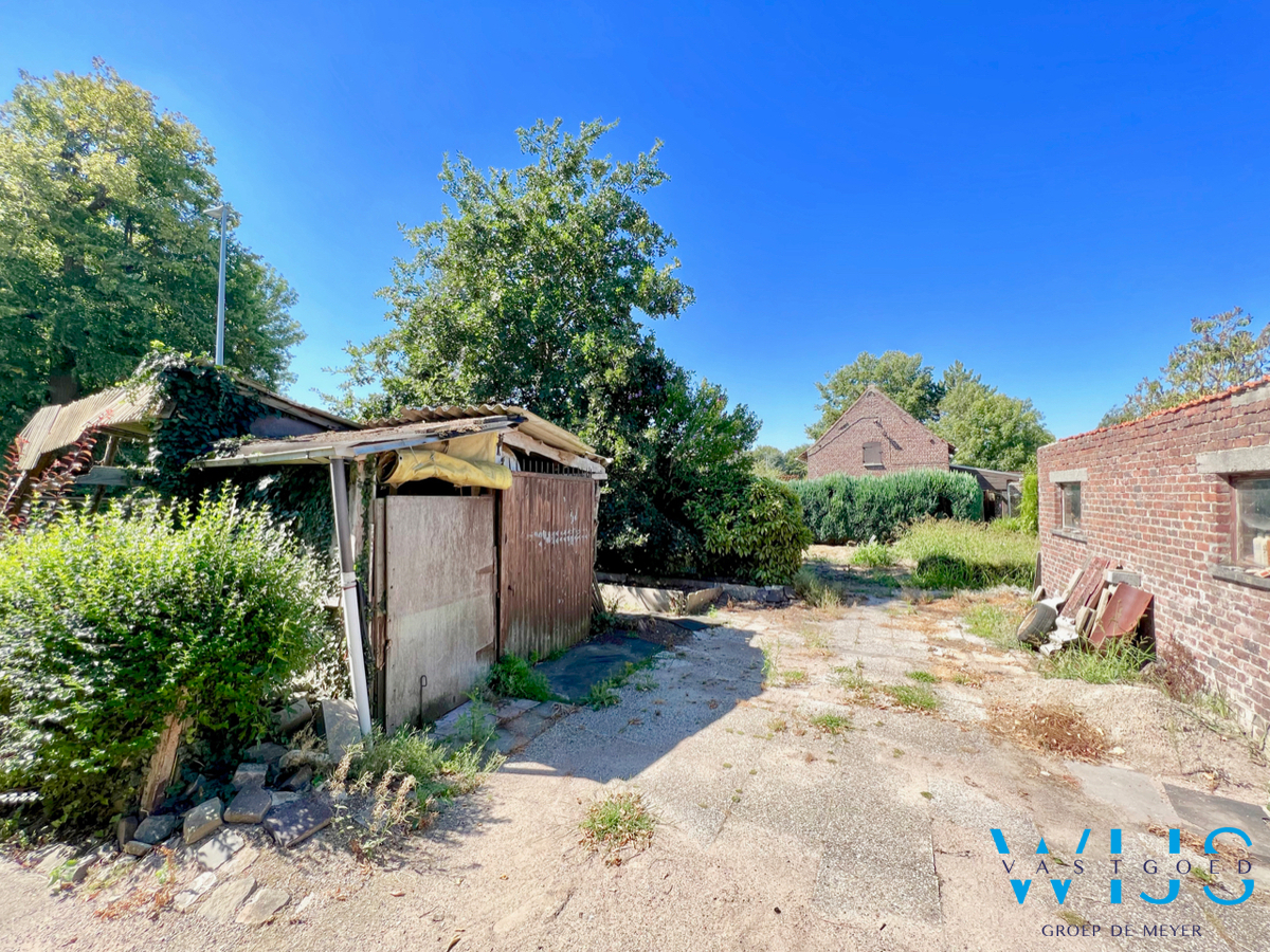 Fantastisch gelegen woonhuis op 1430m² te Lievegem ! 