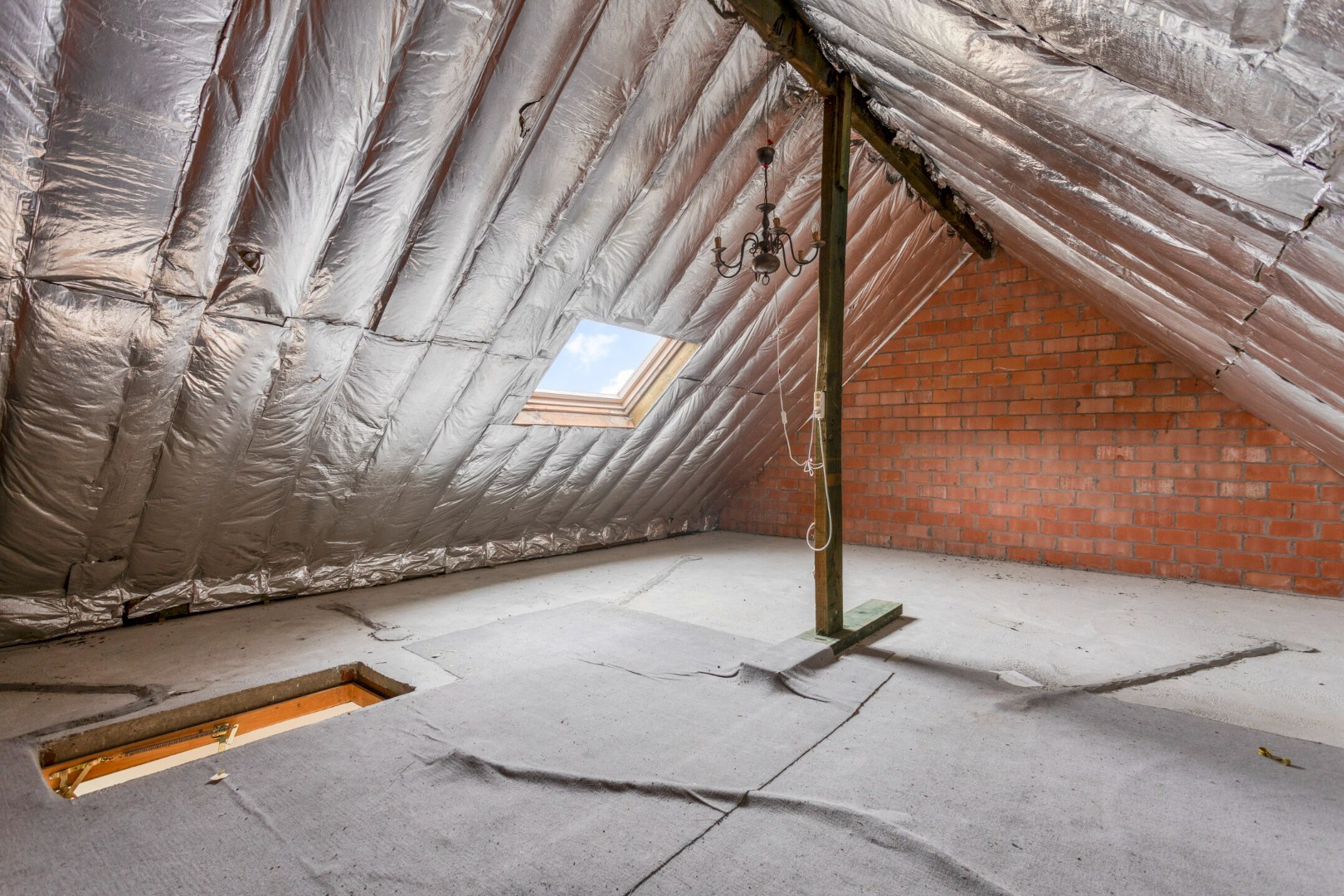 Open bebouwing met 3 slaapkamers, garage en tuin in Haasrode!  – EPC 241 kWh/m² – bewoonbare opp. 201m² 