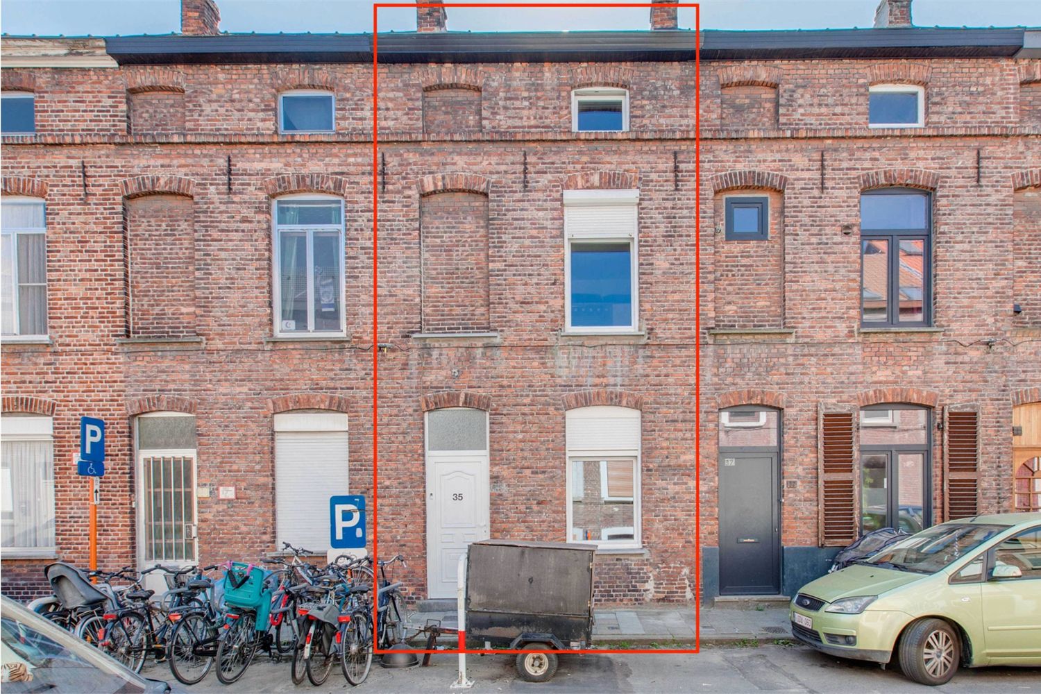 Gerenoveerde, lichtrijke woning in een bruisende buurt 