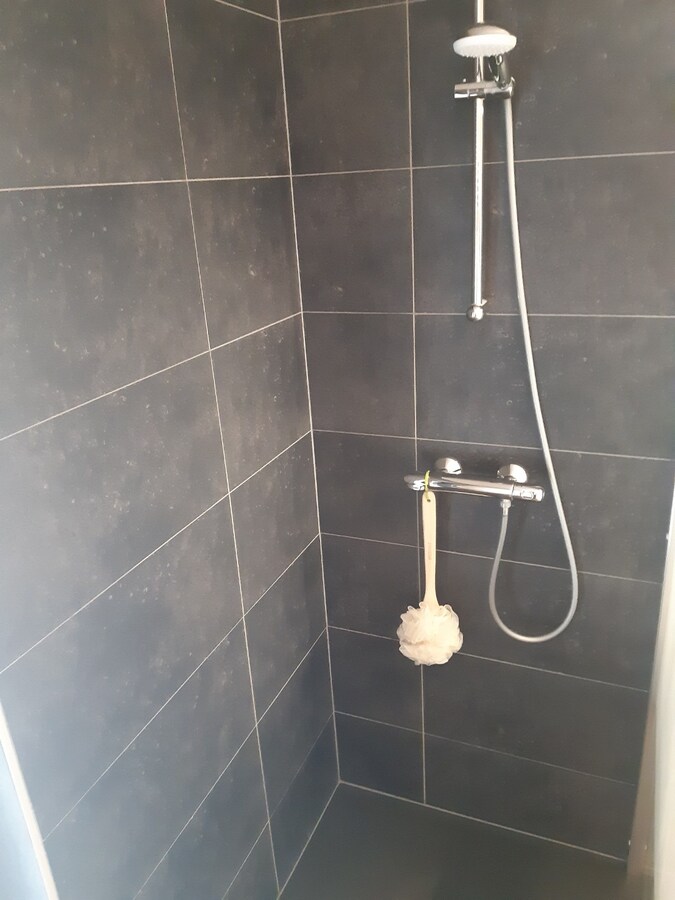 Ruim appartement in hartje Gavere. 