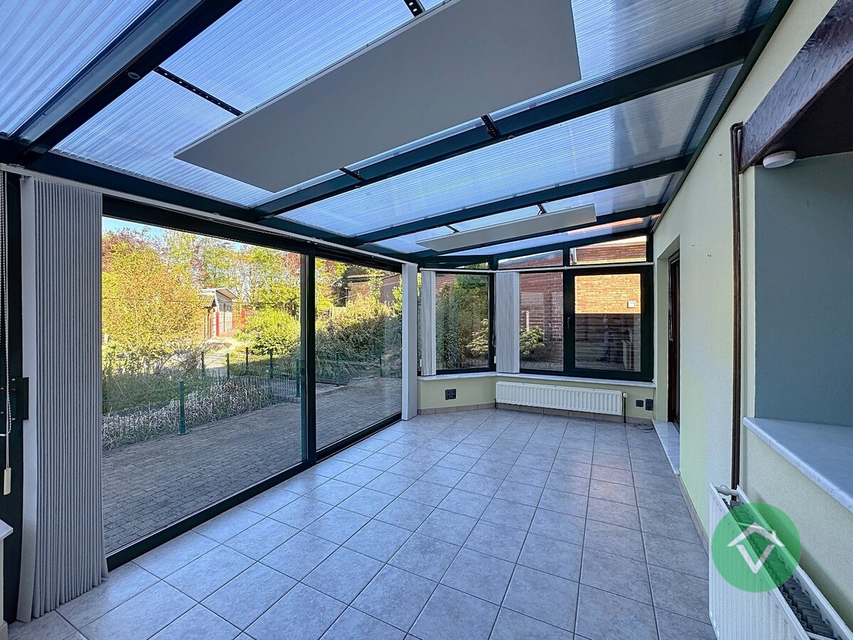 Ruime open bebouwing te huur in Eernegem 