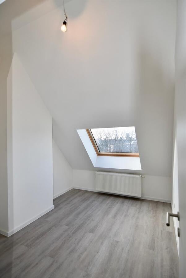 MAGNIFIEKE LICHTRIJKE RUIME DUPLEX 