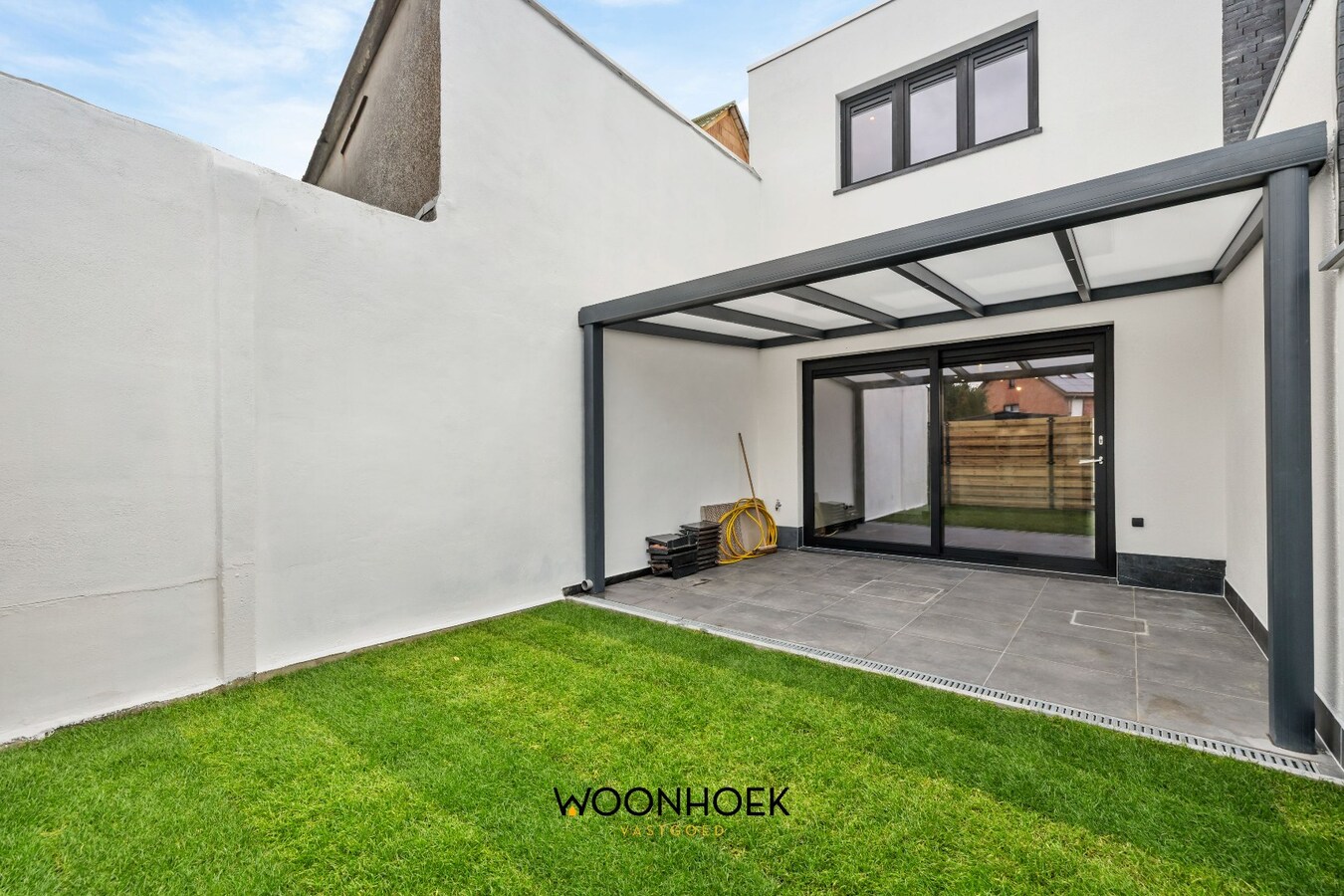 Energiezuinige 3 slpk-woning met 6 zonnepanelen te Lokeren 