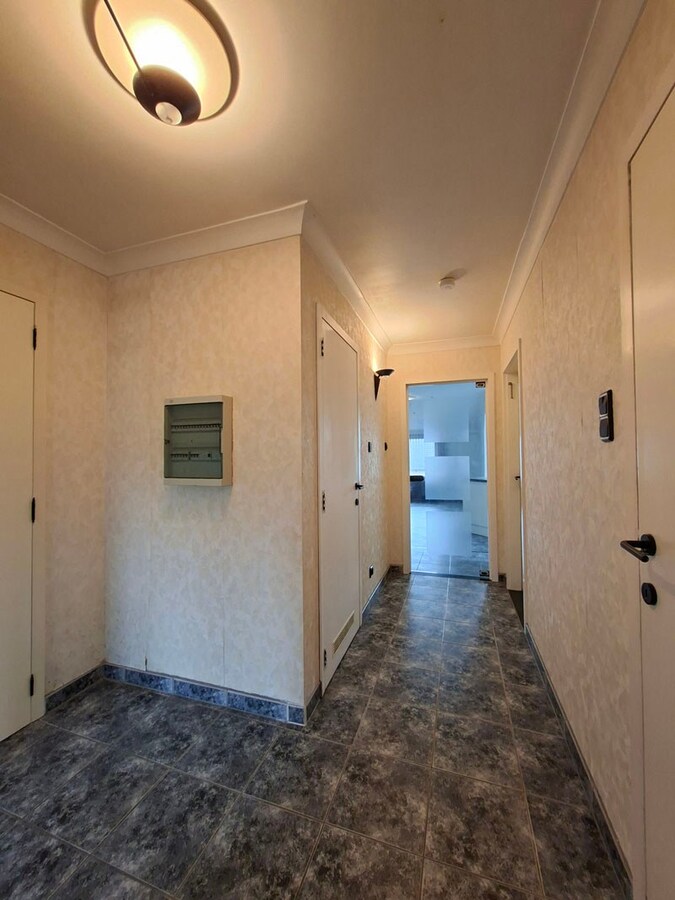 Ruim 3 slaapkamer duplex appartement te Lanaken 