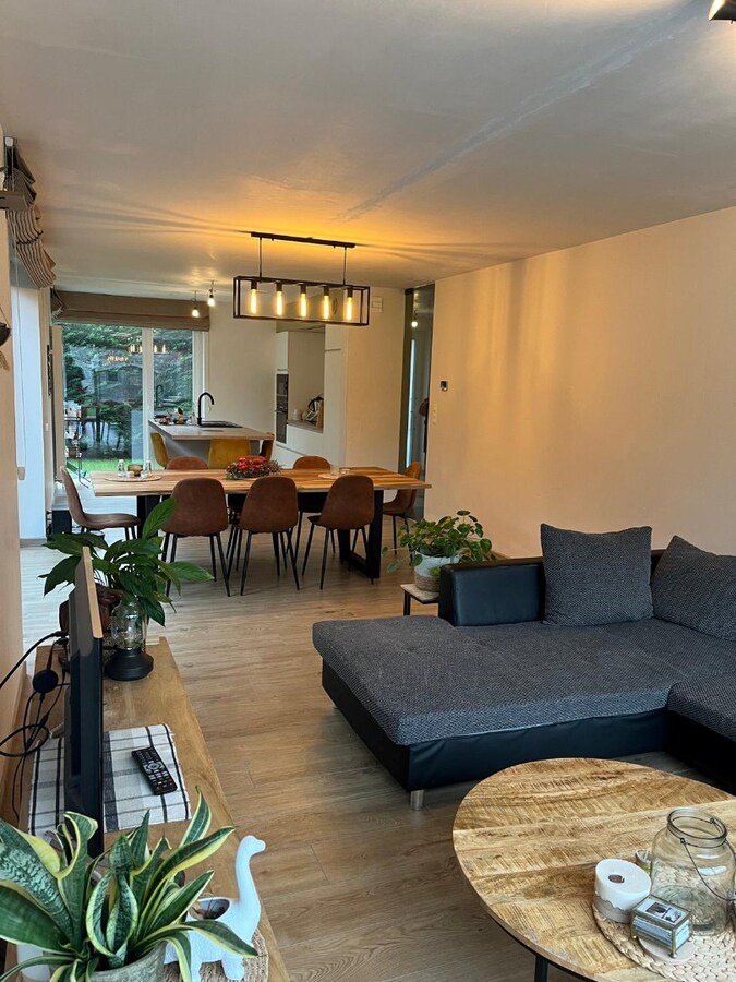 Energiezuinige Half Open  met garage 