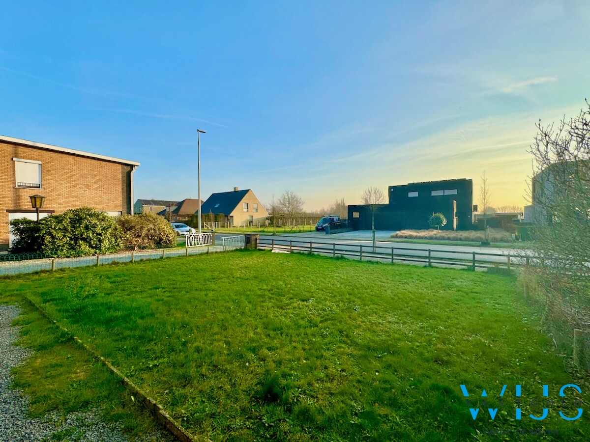 Bungalow op perceel van 651m² in hartje ERTVELDE ! 