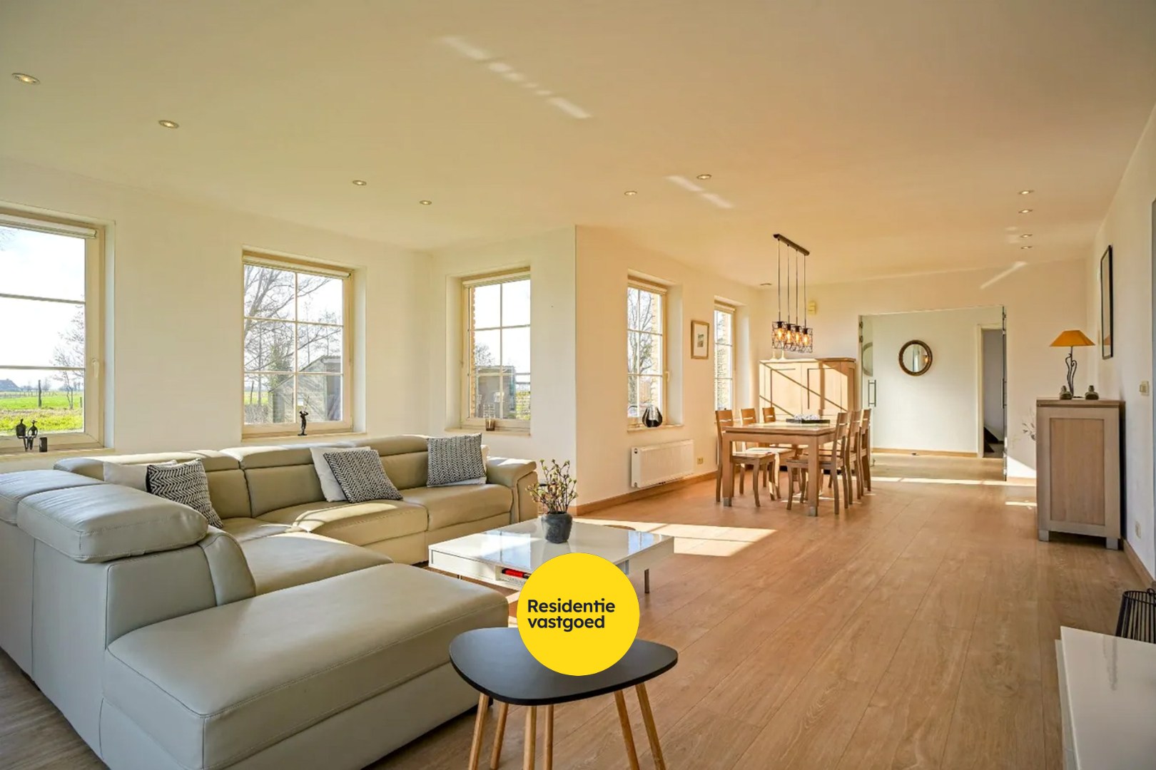 Recente open bebouwing (2019) op een perceel van maar liefst 44.888 m² 