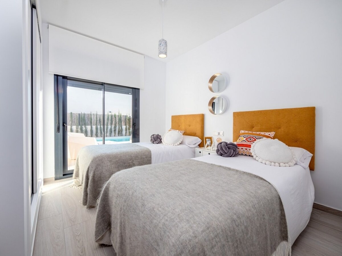 Mooie villa gelegen aan de meest indrukwekkende stranden 