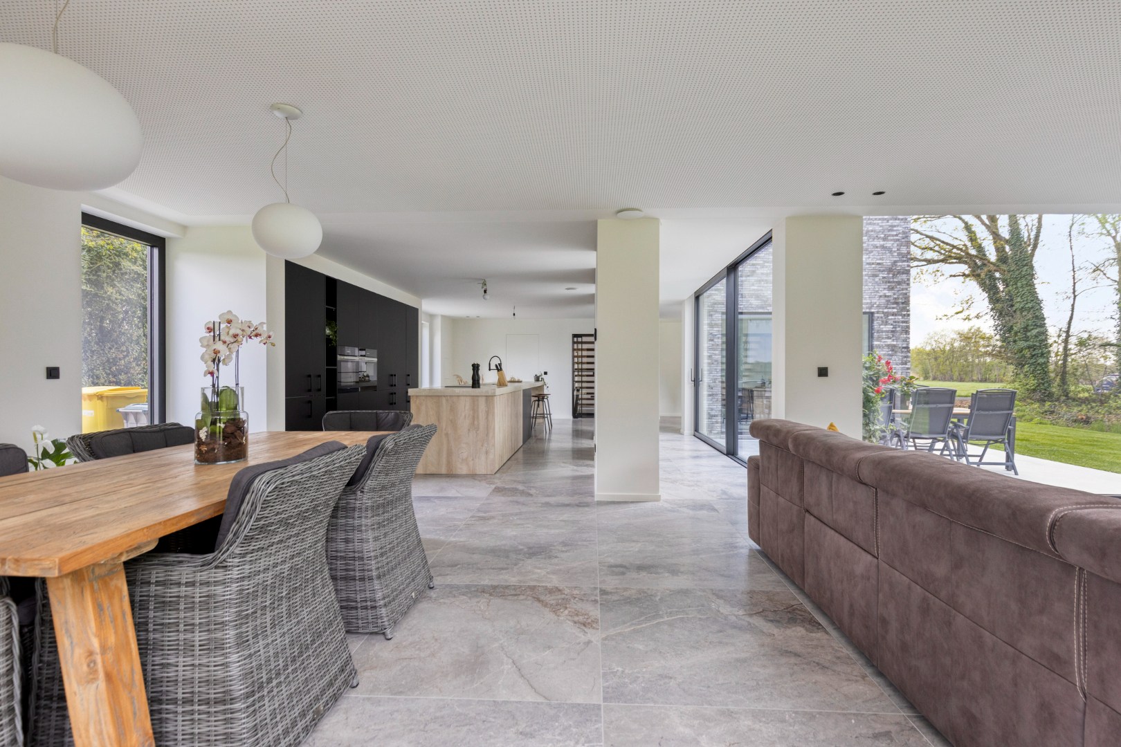 Exclusieve villa in een landelijke omgeving te Geel 