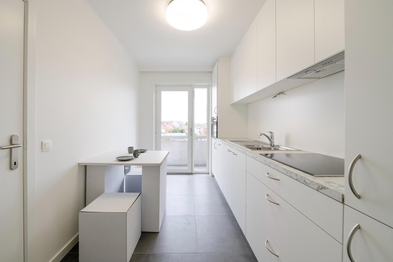 Appartement met 2 slaapkamers en autostandplaats te Roeselare 