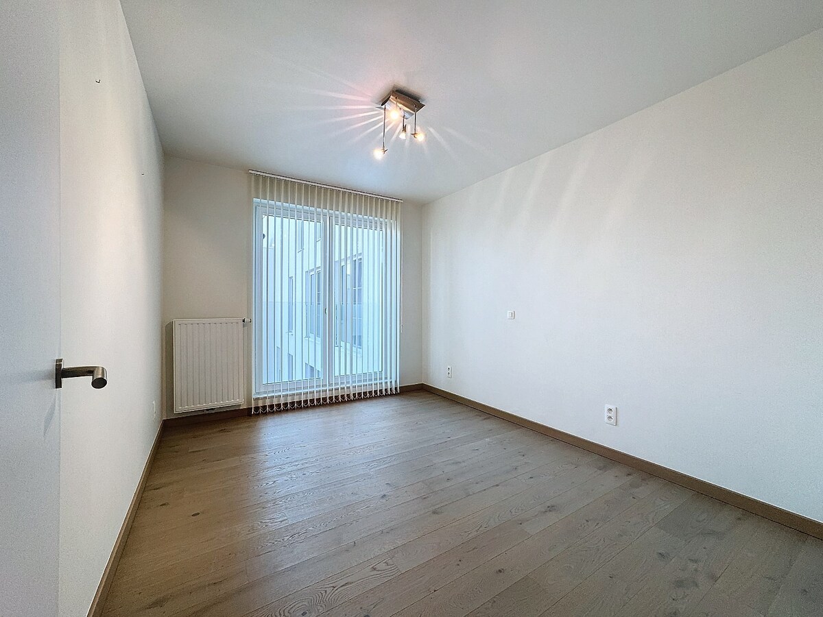 Nieuwbouw appartement met ruim terras en kelder te centrum Zottegem 