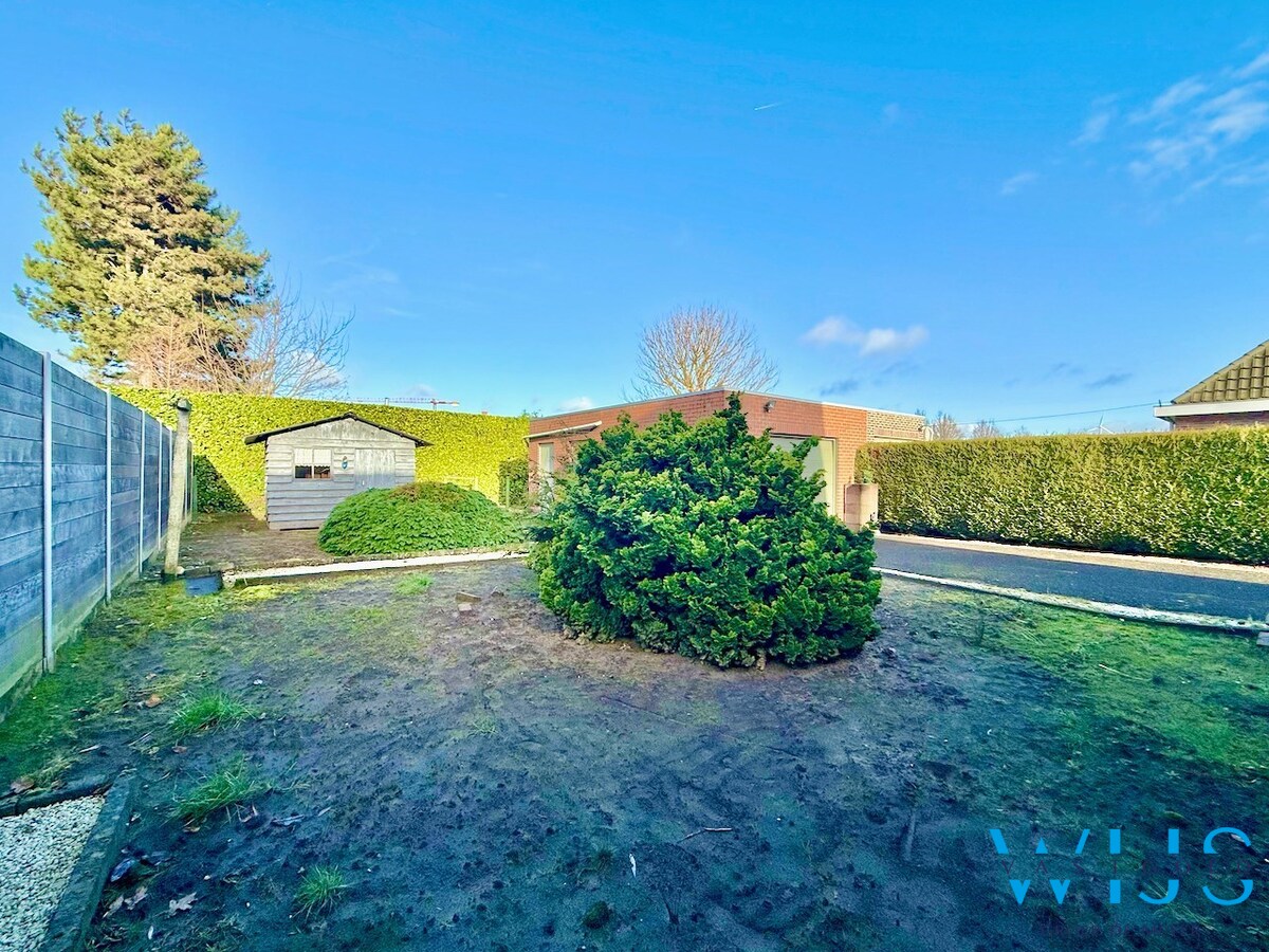 Centraal gelegen bungalow te Evergem ! 