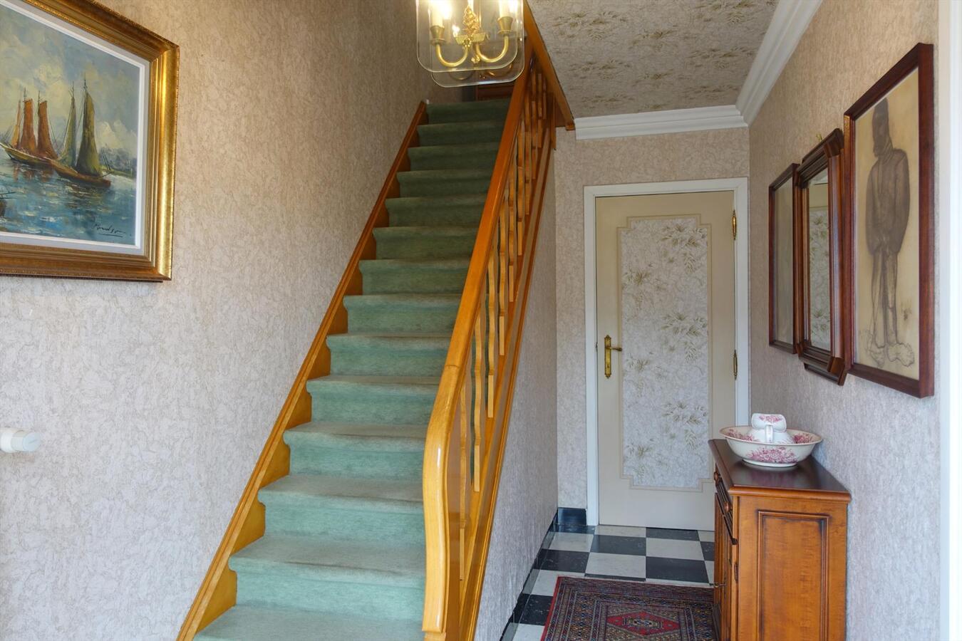 Rustig gelegen woning met garage 